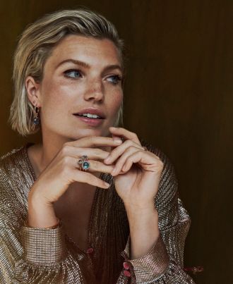 Bron Teaser Schmuck 900x1100px